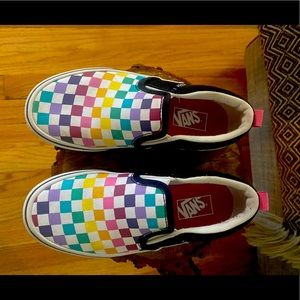 Kid’s Rainbow Vans, size 1 🌈
